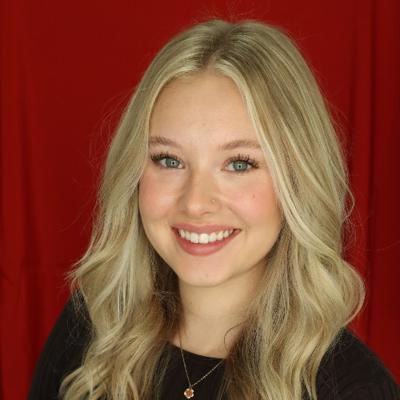 Alexis Wells, photo 1