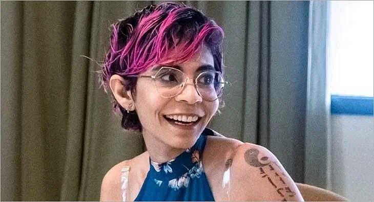 Farishte Irani, photo 1