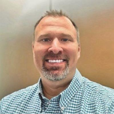 Adam Walker, photo 2