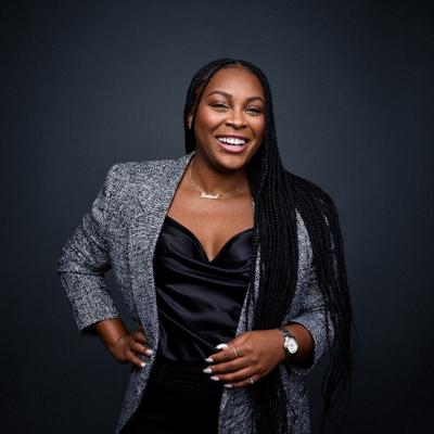 Larissa Williams, photo 1