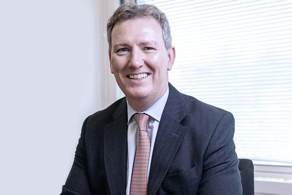 Nick Elliott, photo 2