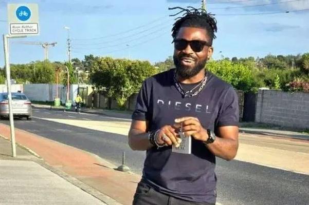 Simon Frainey, photo 2