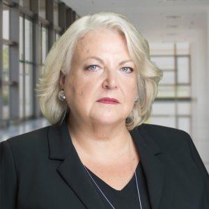 Eva Kingston, photo 2