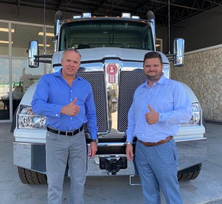 Dustin Parrell, photo 1