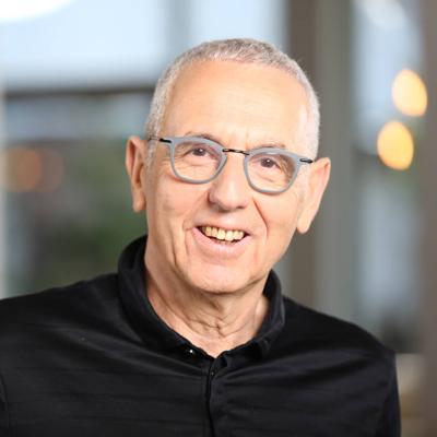 Zvi Schechter, photo 2