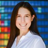 Kelly Paris, photo 1