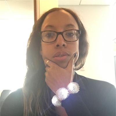 Simone Alexander, photo 1