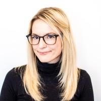 Lisa Burgess, photo 2