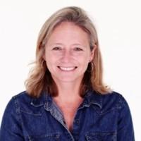 Laura Small, photo 2