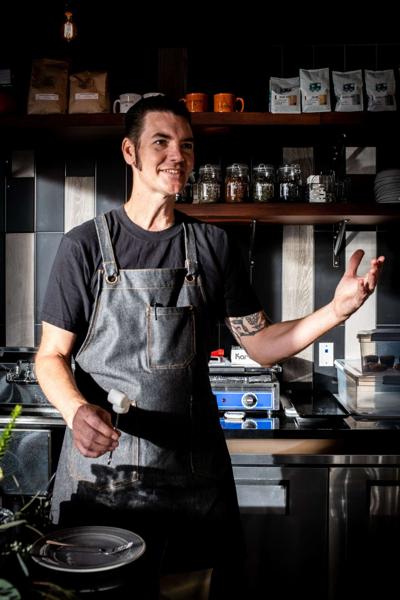 Jason Simpson, photo 1