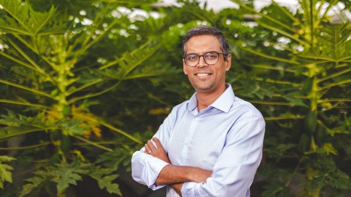 Adi Peshkess, photo 1