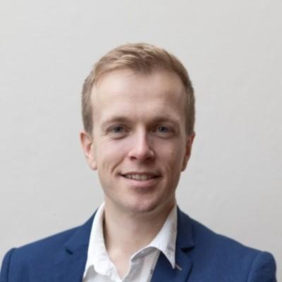 Simon Armstrong, photo 2