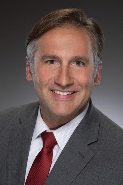Mike Looney, photo 1