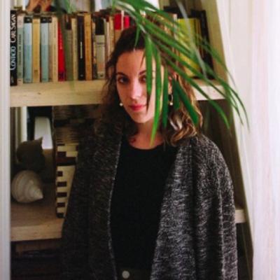 Marie Solís, photo 2