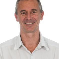 Damian Farrow, photo 2