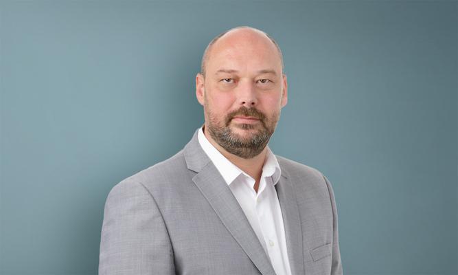 Craig Nicholson, photo 1