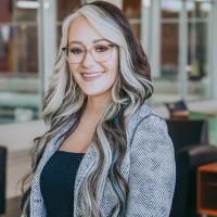 Erika Smith, photo 1