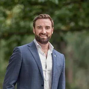 Adrian Nyariri, photo 1