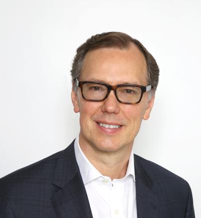 Simon Lodge, photo 1