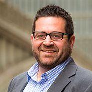 Lowell Simpson, photo 1