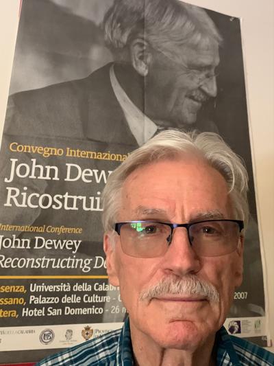 Philip Deweyi, photo 1