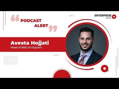 Avesta Hojjati, photo 2