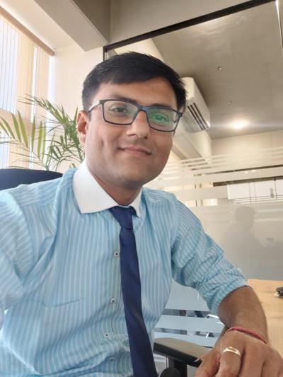 Divyesh Gohil, photo 2