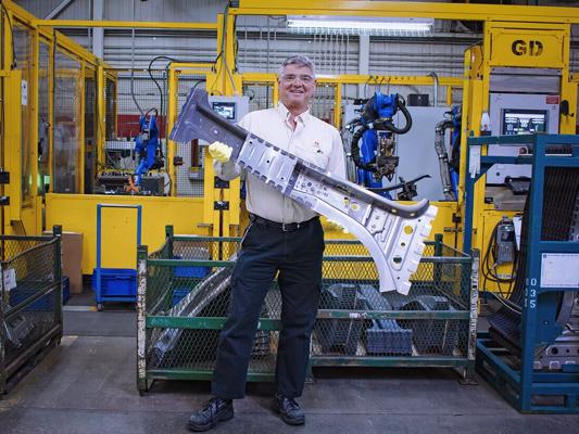 Christopher Natos, photo 1