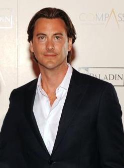 Dean Fuller, photo 2