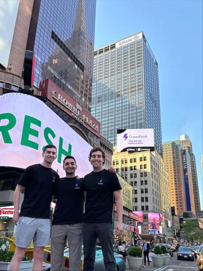 Cameron Viezel, photo 1