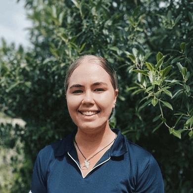 Holly Newton, photo 2