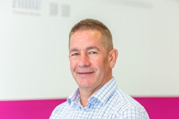 Peter Sanders, photo 2