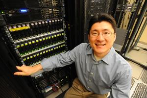 Junfeng Yang, photo 1