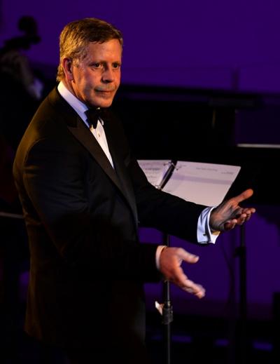 Fred Barton, photo 1