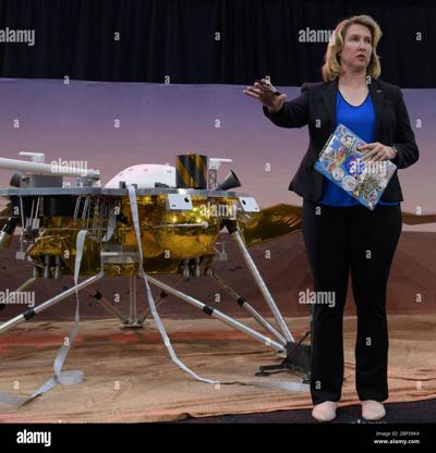 Stephanie Smith, photo 1