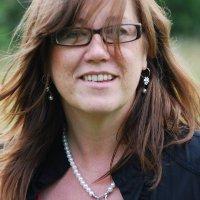 Caroline Spence, photo 1