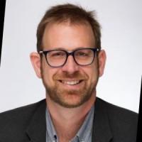 Casey Laris, photo 2