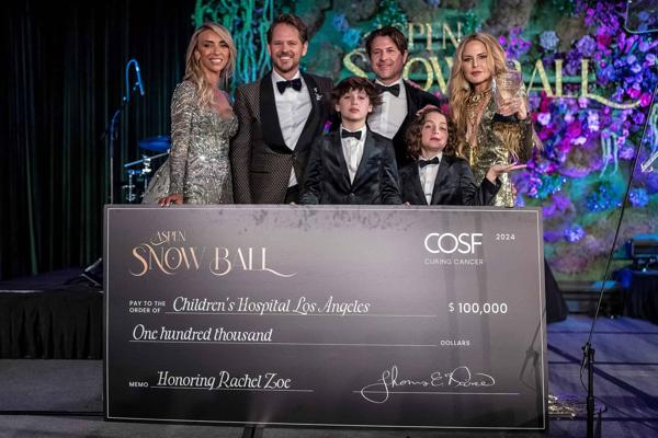 Cayce Pierce, photo 2