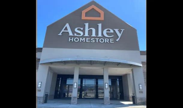 Susannah Windmiller, photo 2