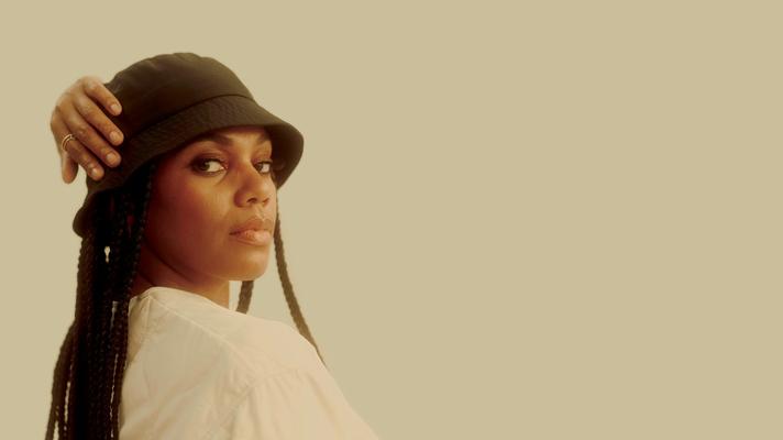 Lauryn Torch, photo 2