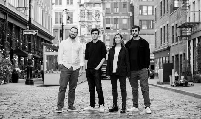 Tyler Davidson, photo 1