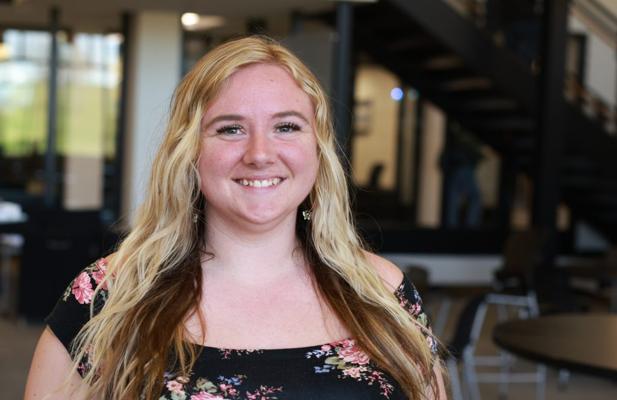 Natasha Curtis, photo 1