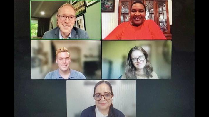 Monica Tinyo, photo 2