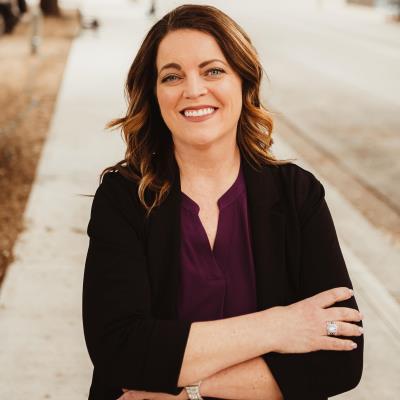 Kathy Bayes, photo 1