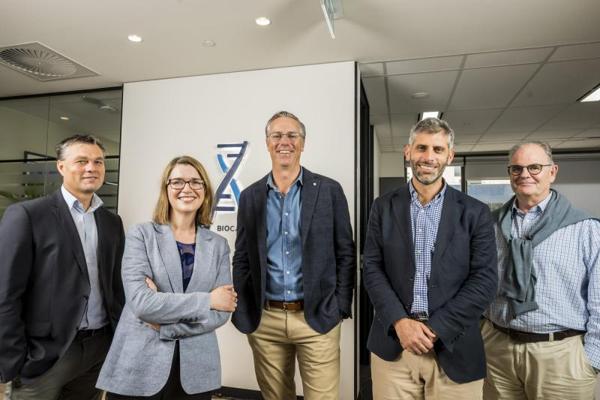 Jonathan Oaten, photo 2