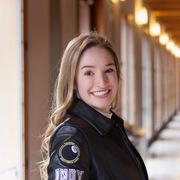 Caitlin Everett, photo 2