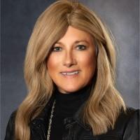 Kelli Wiese, photo 2