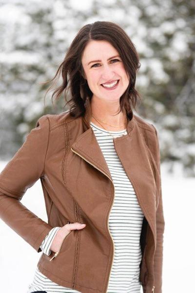 Angie Smith, photo 1