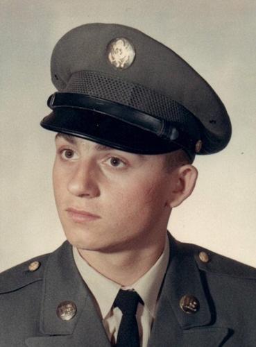 Phillip Saindon, photo 1