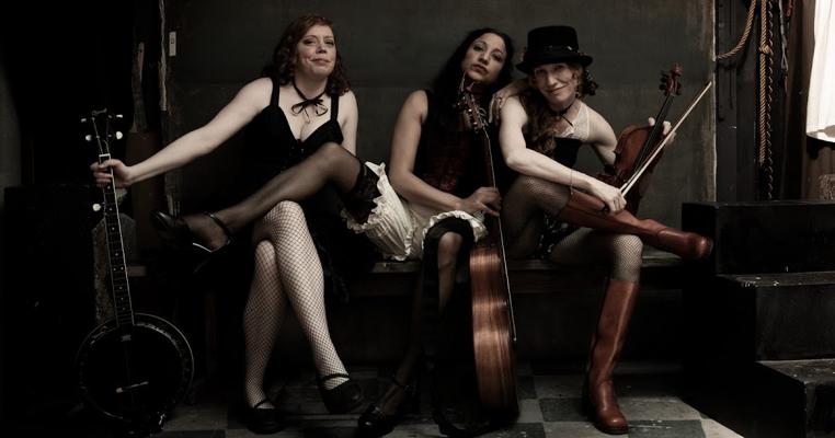 Eve Blackwater, photo 1